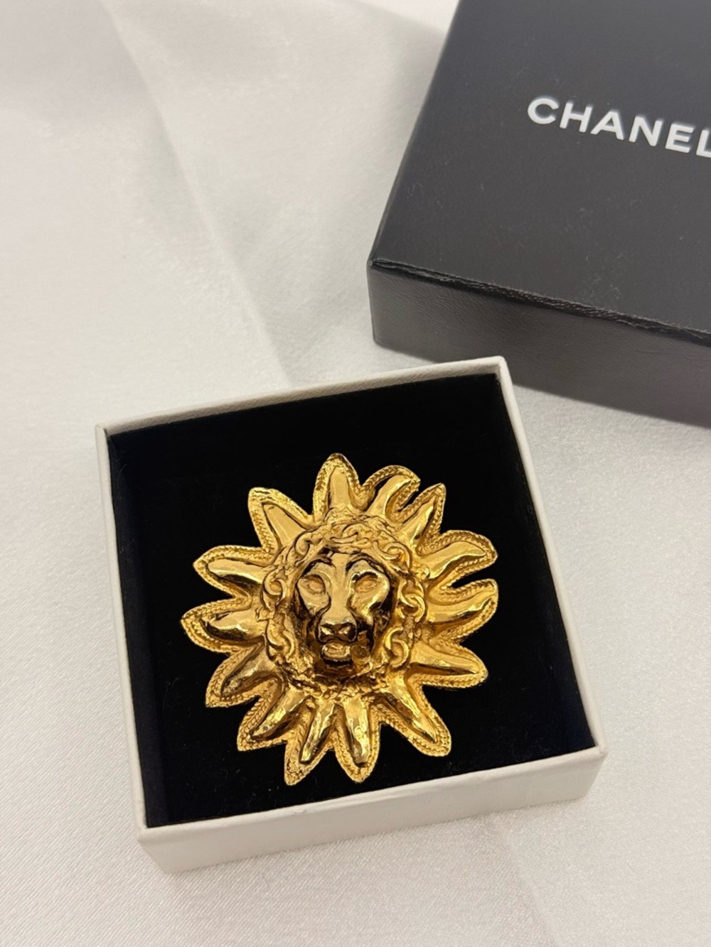 CHANEL Gold Lion CC Sunburst  Vintage Pin Brooch